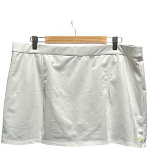 Vineyard Vines Women's White Skort